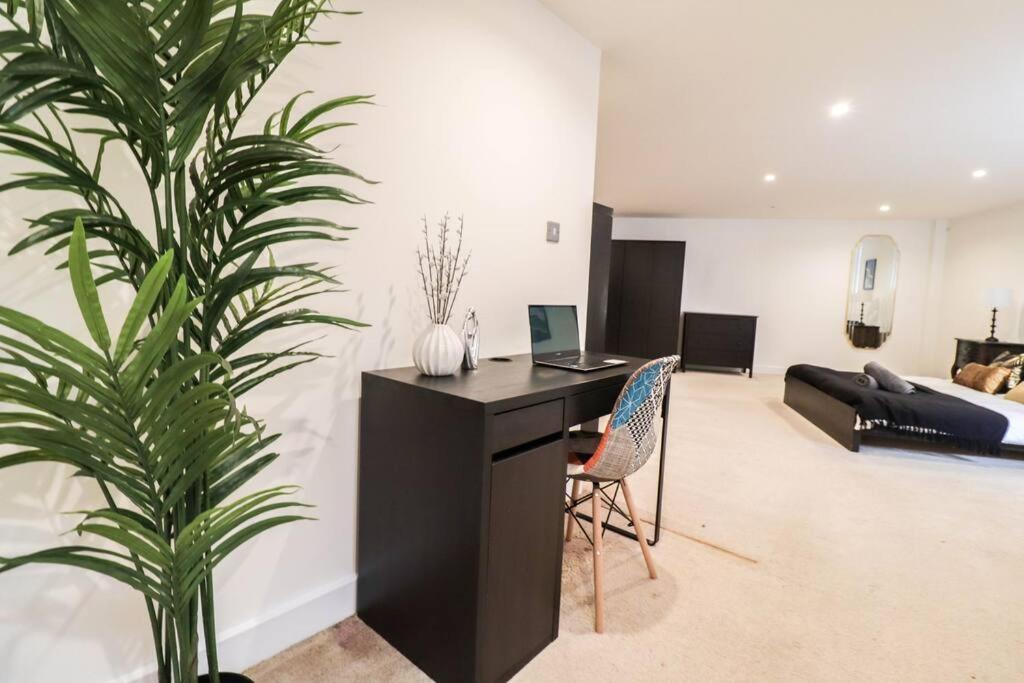 Camber Hill - Long Stay Offer Londra Exterior foto